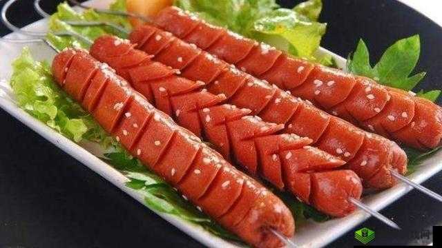最新通告：小洞饿了想吃大火腿肠