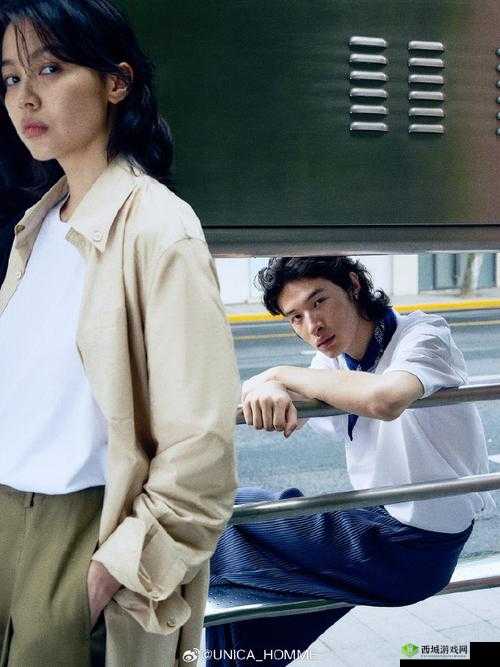 韩国 MV 女坐凳上唱的歌：掀起复古浪潮